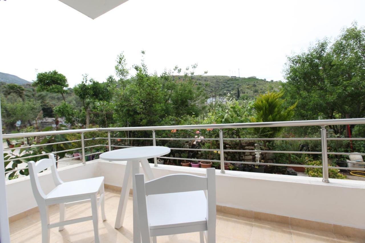 The Sunny Side Apartment ฮีมาเรอ ภายนอก รูปภาพ
