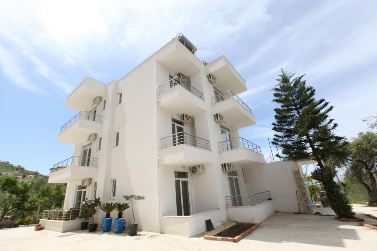 The Sunny Side Apartment ฮีมาเรอ ภายนอก รูปภาพ