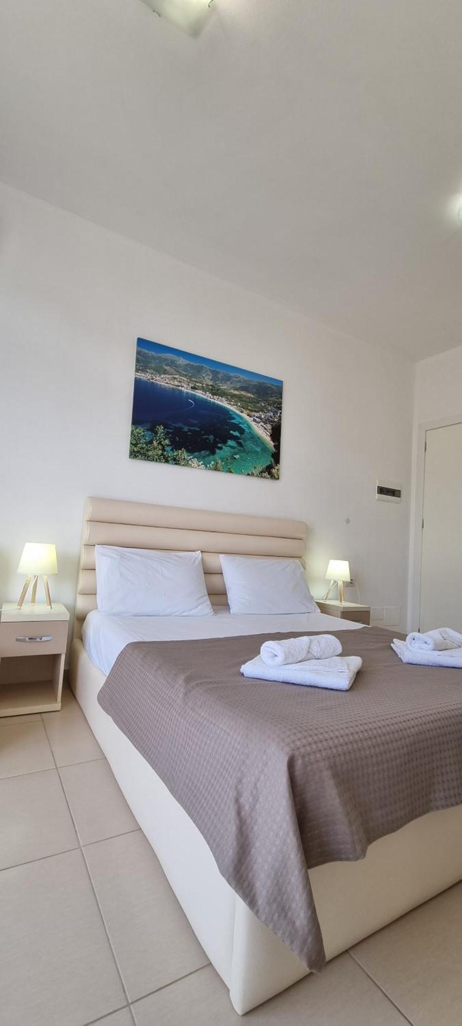 The Sunny Side Apartment ฮีมาเรอ ภายนอก รูปภาพ