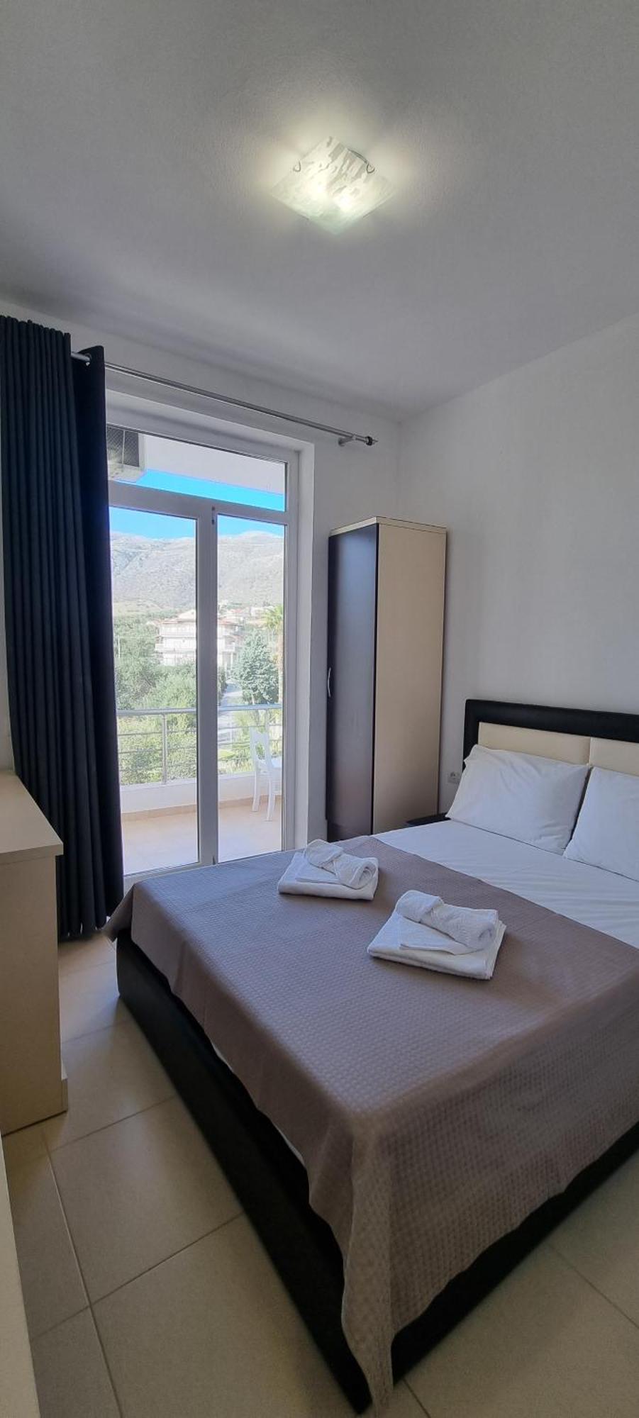 The Sunny Side Apartment ฮีมาเรอ ภายนอก รูปภาพ